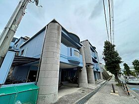 アメニティ・ノーブル  ｜ 大阪府豊中市柴原町４丁目（賃貸マンション2LDK・2階・62.00㎡） その1