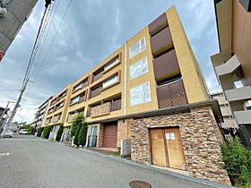 ricco un sacco  ｜ 大阪府箕面市小野原西６丁目（賃貸マンション1LDK・2階・52.26㎡） その1