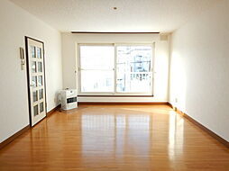 リバーサイドハイム 201 2階2LDKのリビング/ダイニング