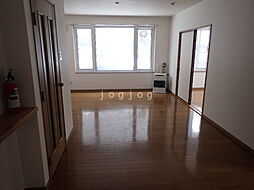 メゾン仙石 101 1階2LDKのリビング/ダイニング