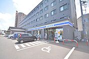 ローソン 札幌月寒西2条八丁目店 399m
