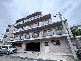 大阪府箕面市半町３丁目15番41号（賃貸マンション2LDK・2階・60.50㎡） その1