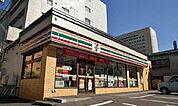 セブンイレブン札幌医大前店 25m