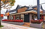 マクドナルド平岸店 228m