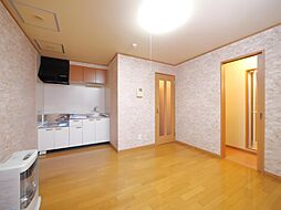 札幌市営東西線 西18丁目駅 徒歩15分の賃貸アパート 3階1LDKのリビング/ダイニング