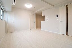 adorable 5階1LDKのリビング/ダイニング