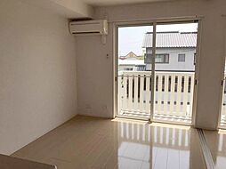 シャトル・プランタン 2階2DKのリビング/ダイニング