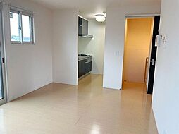 サワディー　ファン　バーン　B 2階2LDKのリビング/ダイニング