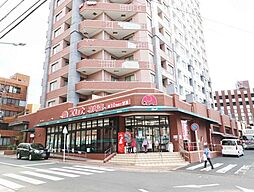 エレナ京坪店 徒歩10分。 750m