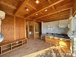 神辺町道上　2050万 3SLDKのリビング/ダイニング