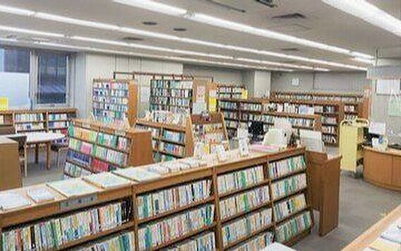 台東区立中央図...