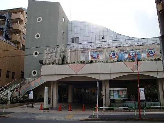 北区立東十条図...