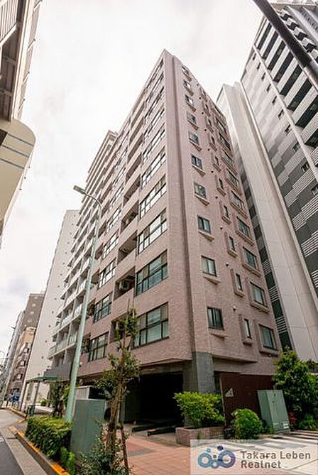 都営三田線「西巣鴨」駅まで徒歩6分。スーパー、コンビニ、薬局が徒歩5分圏内に揃う利便性良好な立地。ペット飼育可(細則有)