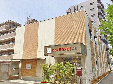 にじいろ保育園梅島 徒歩3分。 240m