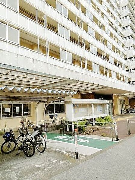 墨田区立八広図書館 徒歩11分。 870m