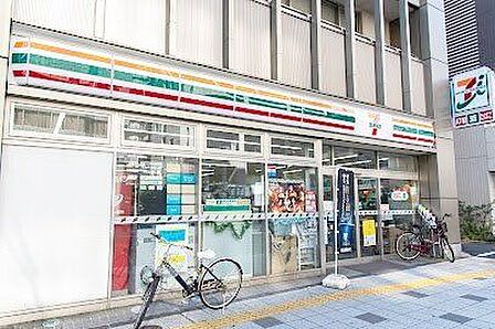 セブンイレブン台東1丁目店 徒歩3分。 220m