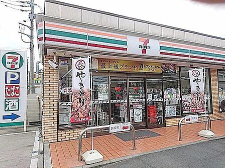 セブンイレブン葛飾鎌倉2丁目店 徒歩3分。 220m