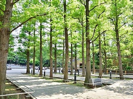 東池袋中央公園 徒歩18分。 1390m