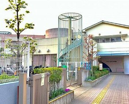 草加市立病院 徒歩3分。 240m
