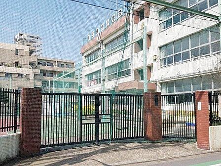 荒川区立第三瑞光小学校 徒歩4分。 260m