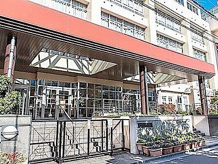 荒川区立南千住第二中学校 徒歩5分。 320m