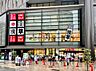 周辺：ユニクロ浅草店 徒歩20分。 1600m