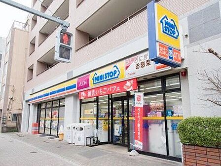 ミニストップ元浅草3丁目店 徒歩2分。 160m