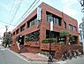 周辺：荒川区立日暮里図書館 徒歩7分。 520m
