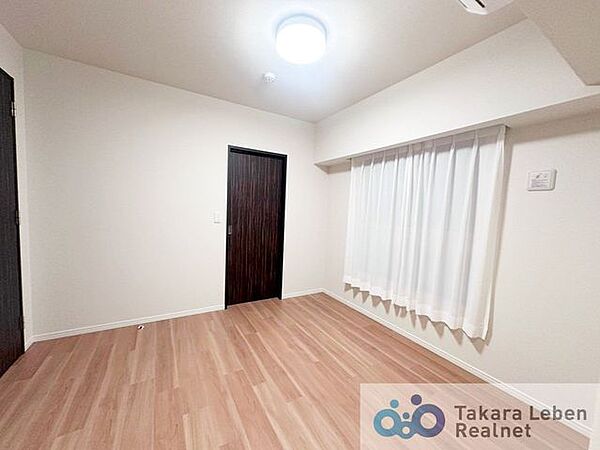 寝室を拡大表示