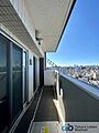 バルコニーは沢...