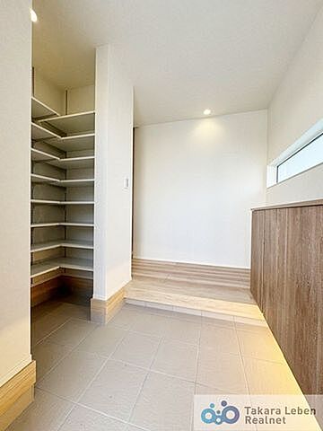 玄関 富山市西荒屋