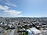 その他：住戸からの眺望。前面に高い建物がなく、遠くまで見通せる眺望が魅力です。また、陽当たり・通風も良好です。