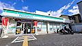 ファミリーマー...