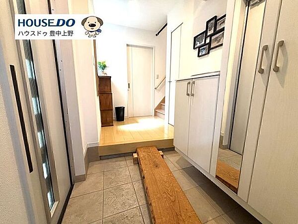 玄関を拡大表示