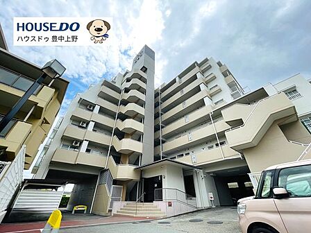 2沿線利用可能で便利な立地です。西側には竹林が広がり、自然豊かな環境で落ち着いた生活が楽しめます。
