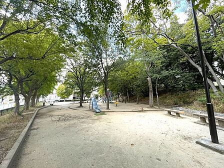 西浦公園 390m