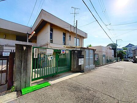 吹田市立千里山保育園 1390m