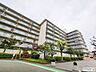 外観：3沿線利用可能で通勤・通学に便利な立地が魅力です。小学校や公園が近く、小さなお子様のいるご家庭も安心して暮らせる環境です。