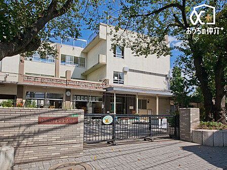 練馬区立大泉東小学校 徒歩9分。《子供が満足する学校》《保護者が信頼する学校》《地域が誇りにする学校》《教職員がやりがいをもつ学校》を目指しています。 670m
