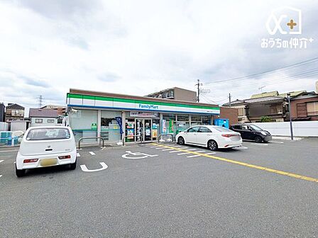 ファミリーマート新座東北一丁目店 徒歩7分。営業時間:24時間 駐車場:有 500m