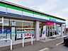 周辺：徒歩9分。【ファミリーマート入間春日町店】営業時間24時間。車椅子対応の駐車場。お支払い：クレジット カード。 660m