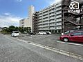 お車をお持ちの...
