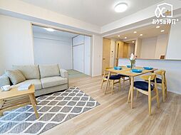 ユアコート狭山ケ丘コンフィア 3LDKのリビング/ダイニング