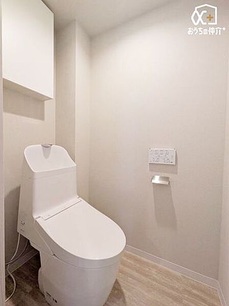 ~Toilet~清潔感のあるトイレです。もちろんウォシュレット機能付き