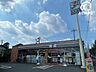 周辺：セブンイレブン所沢北秋津東店 徒歩8分。24時間営業なので、急なお買い物にも便利です。飲食物や軽い日用品を販売しております。駐車場有 590m