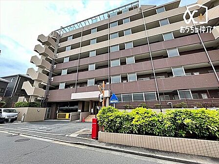 落ち着いた雰囲気が漂う住宅街。ゆったりと暮らしたい方にもおすすめしたい、静かで心地良い住環境になっております。