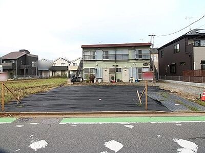 外観：南道路に面した陽当り・通風良好な立地！