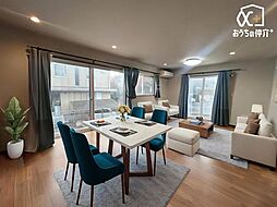 東大和市湖畔2丁目 4SLDKのリビング/ダイニング