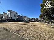 北野中央公園 徒歩9分。 670m