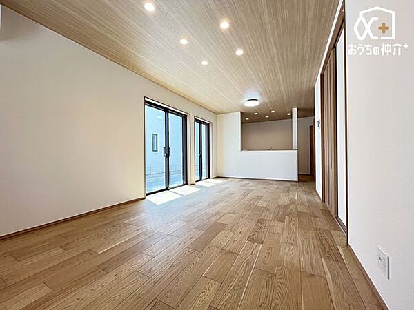 リビング/ダイニングを拡大表示